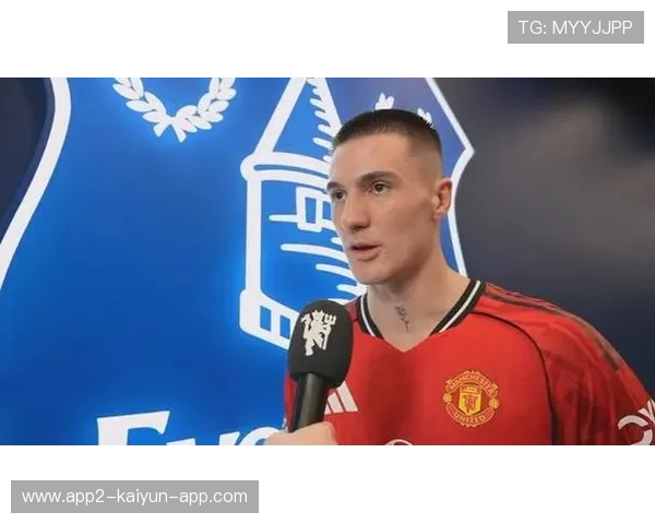 曼联新星谢什科展现强大实力，继续闪光